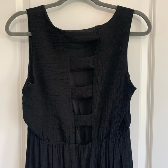 Forever 21 Hi-lo Cut out back Black dress. Size L - Picture 2 of 3